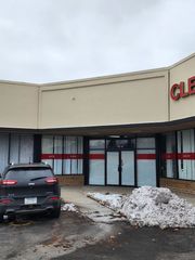 125 E State Road 16, Island Lake, IL 60042