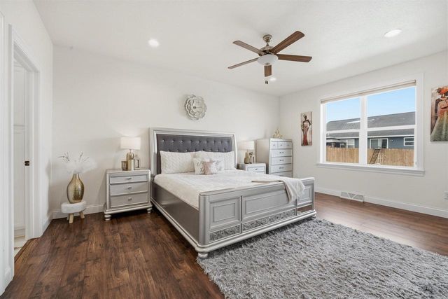 1364 PRIMROSE LANE, Fond Du Lac, WI 54935