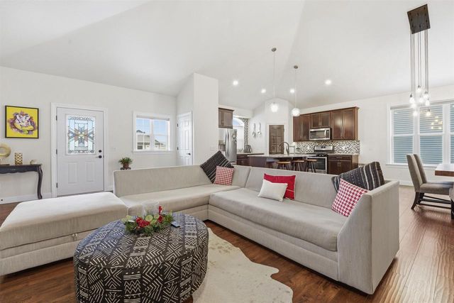 1364 PRIMROSE LANE, Fond Du Lac, WI 54935