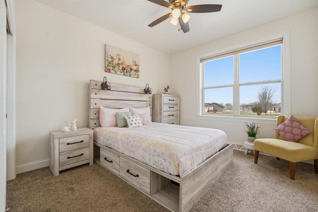 1364 PRIMROSE LANE, Fond Du Lac, WI 54935