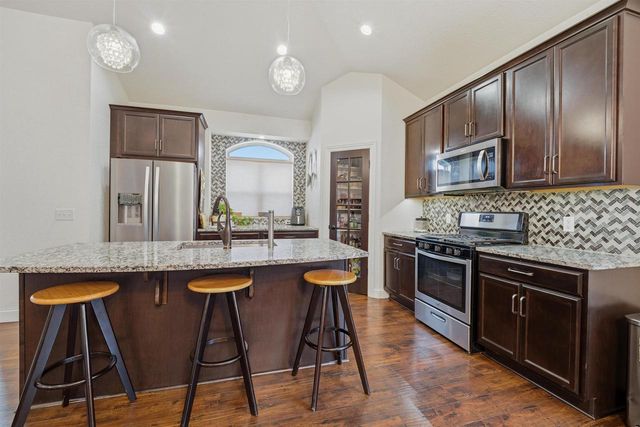 1364 PRIMROSE LANE, Fond Du Lac, WI 54935