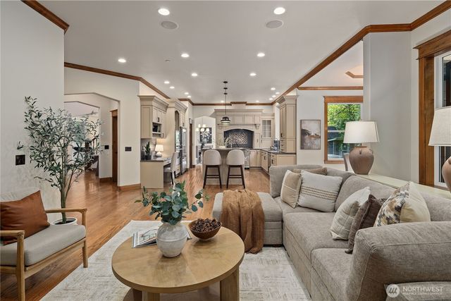 25818 NE 80th Street, Redmond, WA 98053