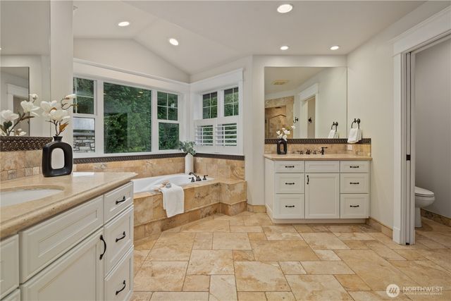 25818 NE 80th Street, Redmond, WA 98053