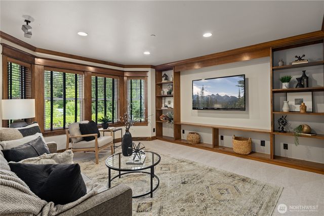 25818 NE 80th Street, Redmond, WA 98053