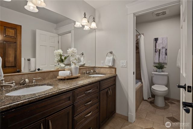 25818 NE 80th Street, Redmond, WA 98053
