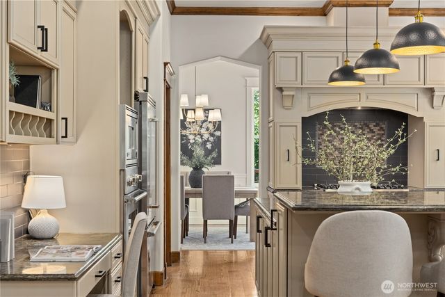 25818 NE 80th Street, Redmond, WA 98053