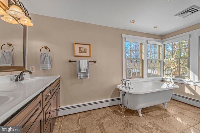 2151 WENTZ CHURCH RD, Lansdale, PA 19446