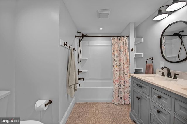 2151 WENTZ CHURCH RD, Lansdale, PA 19446