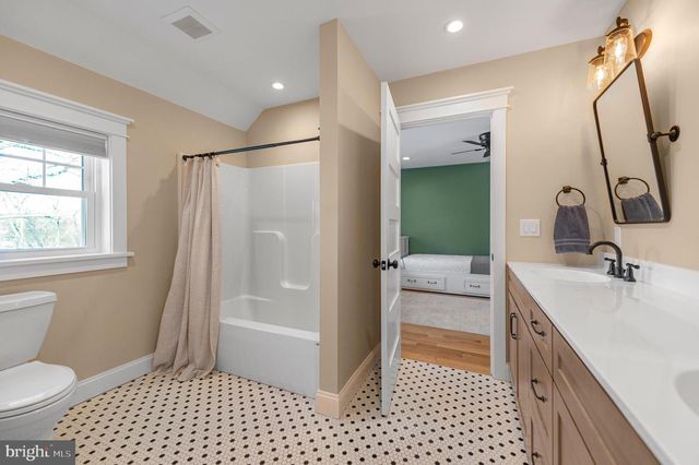 2151 WENTZ CHURCH RD, Lansdale, PA 19446