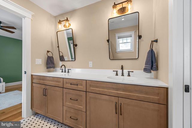 2151 WENTZ CHURCH RD, Lansdale, PA 19446