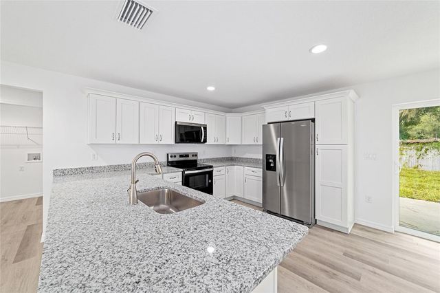 1956 SW ADMIRAL LANDING DRIVE, Dunnellon, FL 34431