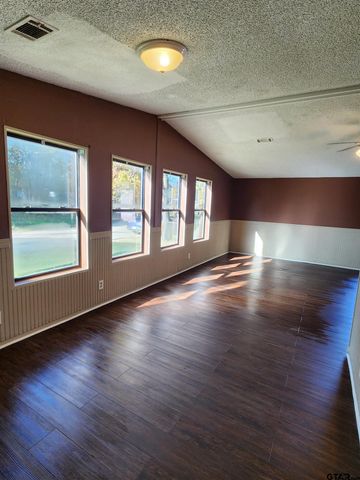 7679 Lindy Lane, Frankston, TX 75763