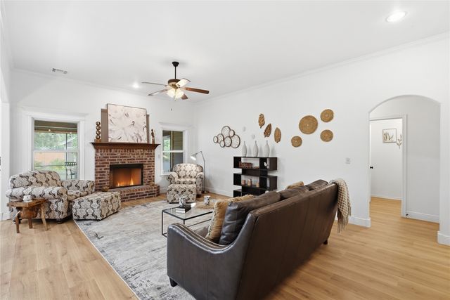 12648 N 124th East Avenue, Collinsville, OK 74021