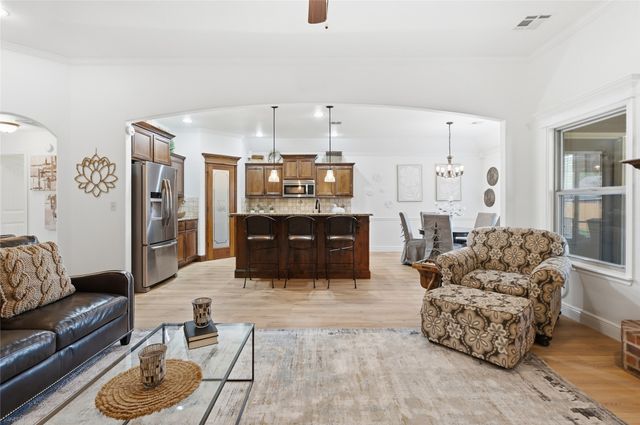 12648 N 124th East Avenue, Collinsville, OK 74021
