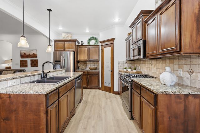 12648 N 124th East Avenue, Collinsville, OK 74021