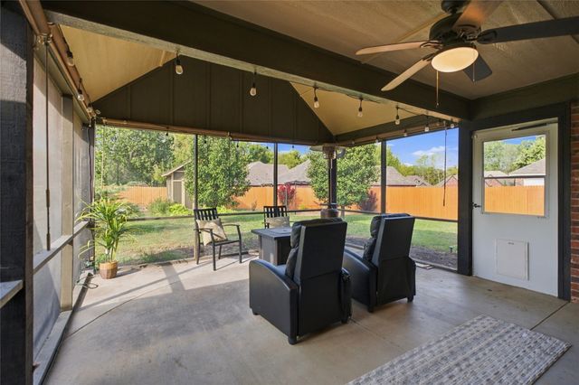 12648 N 124th East Avenue, Collinsville, OK 74021
