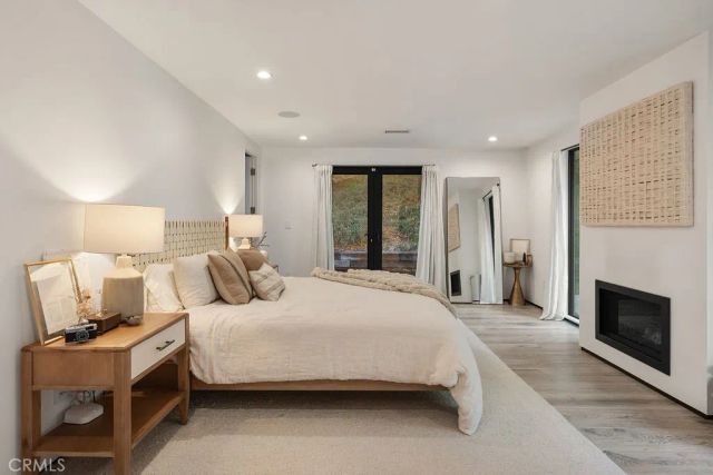 8130 Gould, Los Angeles, CA 90046