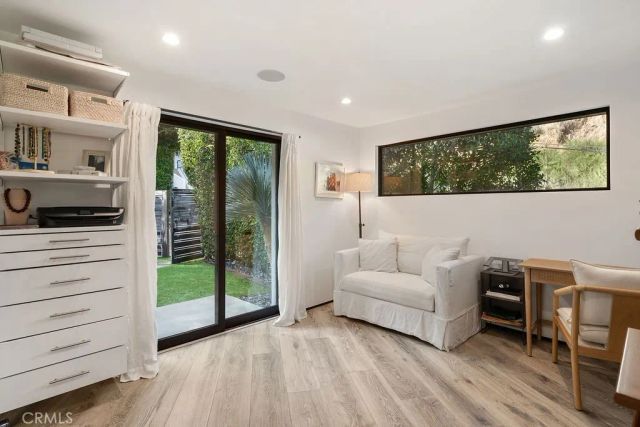 8130 Gould, Los Angeles, CA 90046