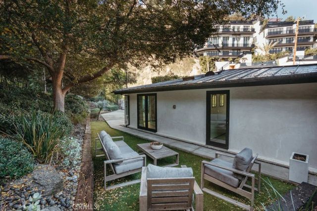 8130 Gould, Los Angeles, CA 90046