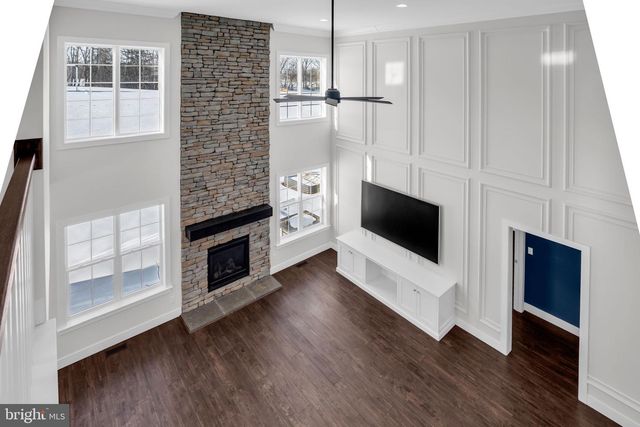 4 PEYTON DR, Carlisle, PA 17015