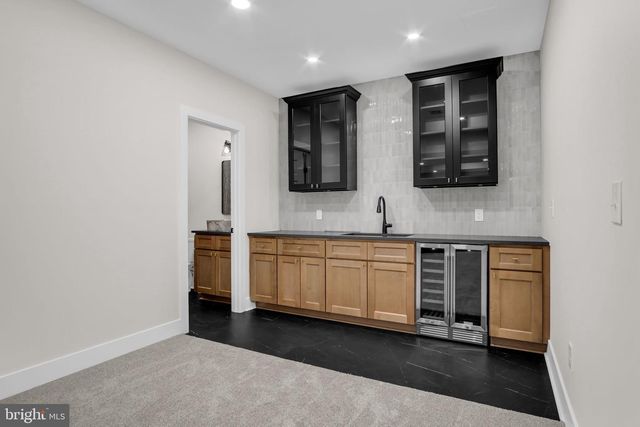 4 PEYTON DR, Carlisle, PA 17015