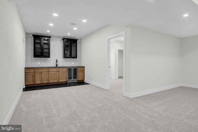 4 PEYTON DR, Carlisle, PA 17015