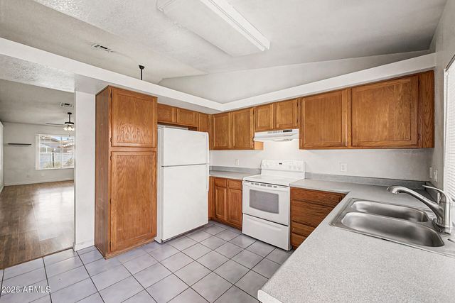 860 N MCQUEEN Road 1041, Chandler, AZ 85225