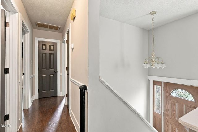 9 Cairn Court, Durham, NC 27705