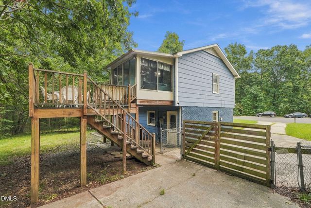 9 Cairn Court, Durham, NC 27705