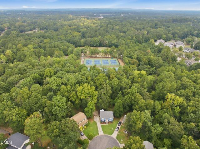 9 Cairn Court, Durham, NC 27705