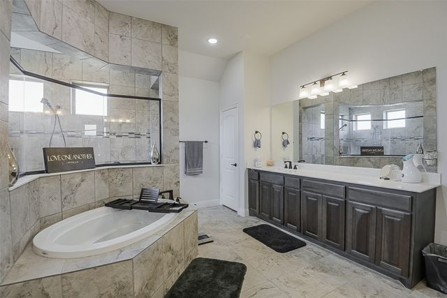 4111 Roberts Lane, Midlothian, TX 76065