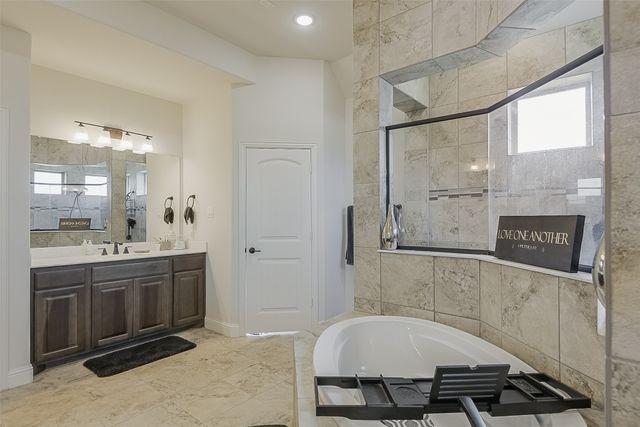 4111 Roberts Lane, Midlothian, TX 76065