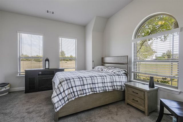 4111 Roberts Lane, Midlothian, TX 76065