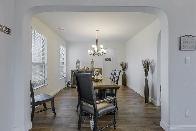 4111 Roberts Lane, Midlothian, TX 76065