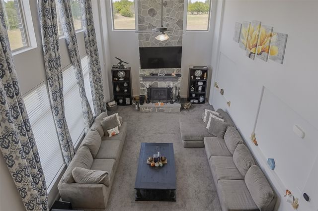 4111 Roberts Lane, Midlothian, TX 76065