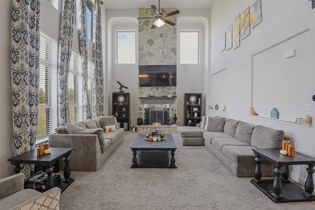 4111 Roberts Lane, Midlothian, TX 76065