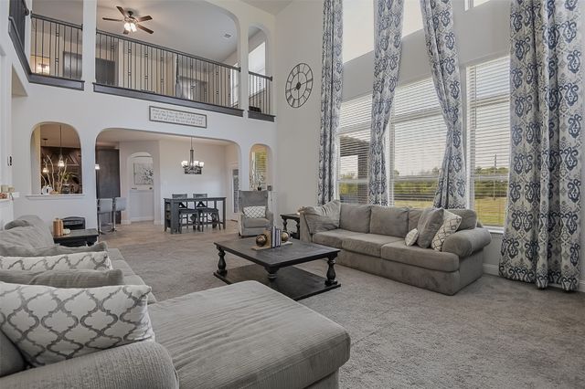 4111 Roberts Lane, Midlothian, TX 76065