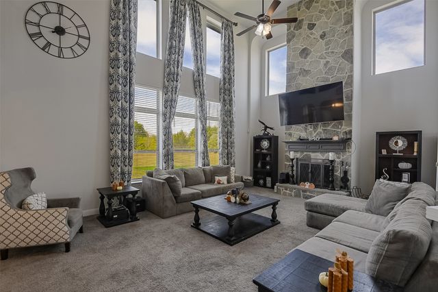 4111 Roberts Lane, Midlothian, TX 76065