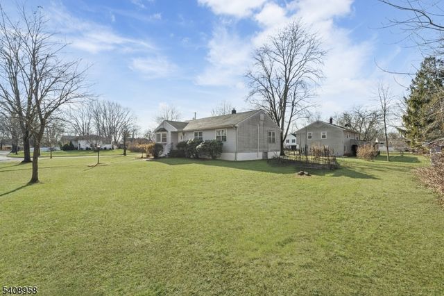 60 White Oak Rd, Parsippany-troy Hills Twp., NJ 07054