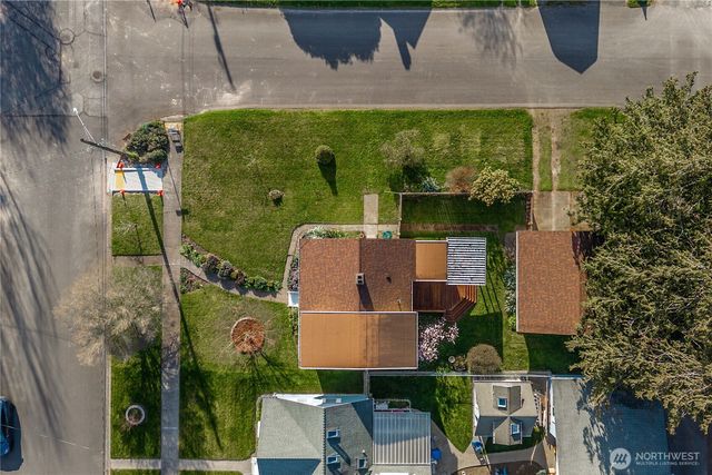 4021 N 14th Street, Tacoma, WA 98406