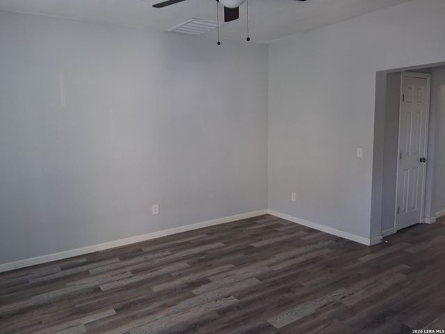 539 Hicks, San Antonio, TX 78210