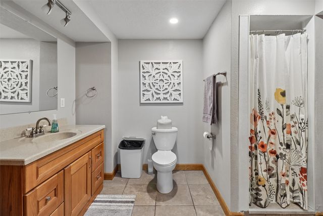 1701 Crabapple Lane, Granger, IA 50109
