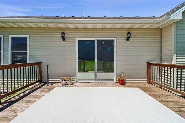 1701 Crabapple Lane, Granger, IA 50109