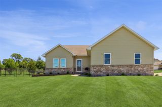 1701 Crabapple Lane, Granger, IA 50109