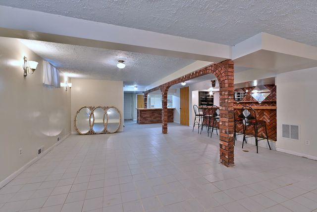 7324 W Lunt Avenue, Chicago, IL 60631