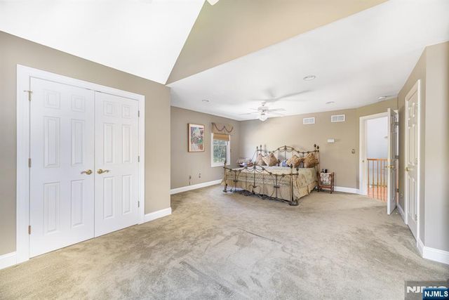 7 Stonehedge Drive, Hardyston, NJ 07460