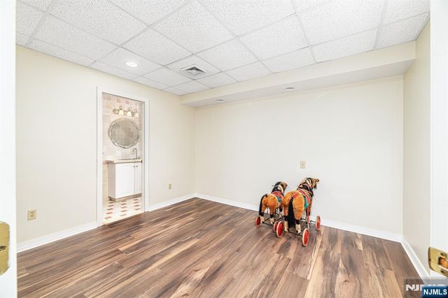 7 Stonehedge Drive, Hardyston, NJ 07460