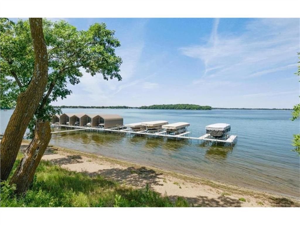 816 Beach Road, Waconia, MN 55387 — photo 2