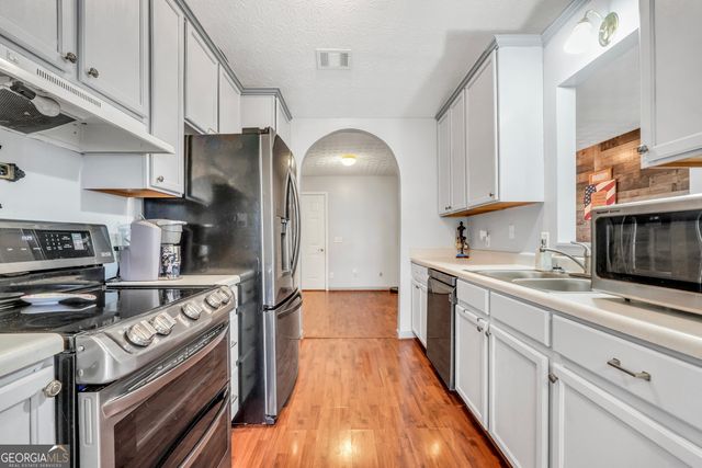 15 Tara Way, Covington, GA 30016