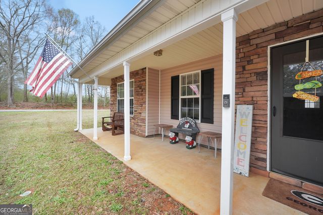 15 Tara Way, Covington, GA 30016